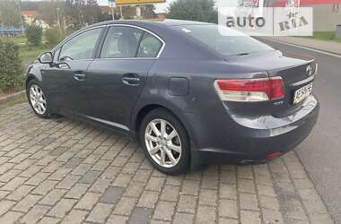 Седан Toyota Avensis 2008 в Павлограде