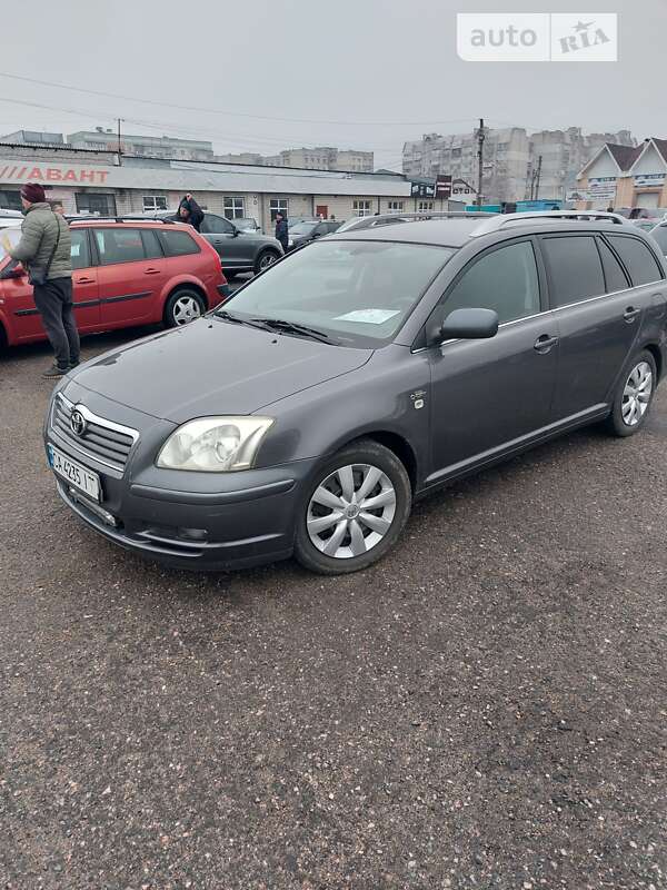 Універсал Toyota Avensis 2006 в Черкасах