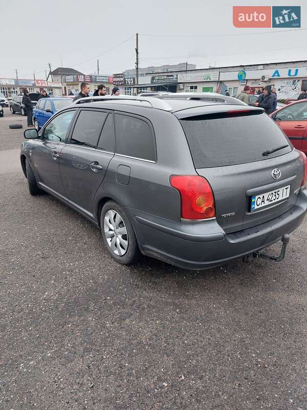 Универсал Toyota Avensis 2006 в Черкассах