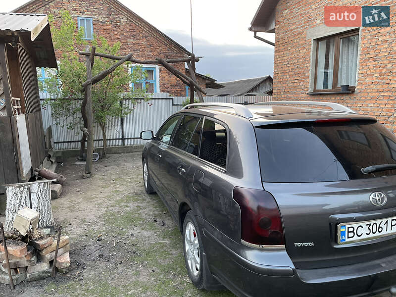 Универсал Toyota Avensis 2008 в Шептицькому
