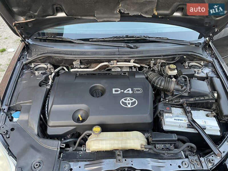 Универсал Toyota Avensis 2008 в Шептицькому