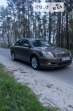 Седан Toyota Avensis 2005 в Львові