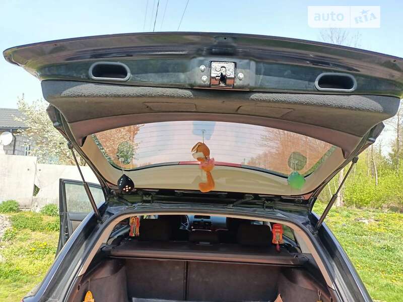 Универсал Toyota Avensis 2004 в Белой Церкви