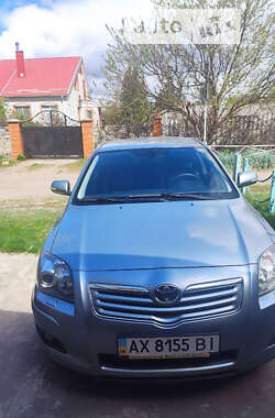 Седан Toyota Avensis 2008 в Харькове