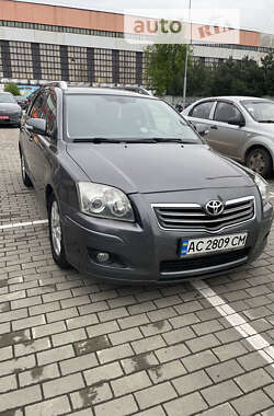 Універсал Toyota Avensis 2008 в Луцьку