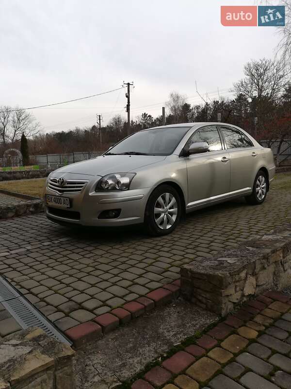 Седан Toyota Avensis 2007 в Каменец-Подольском