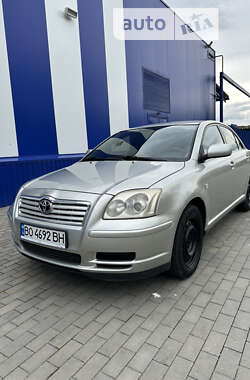 Седан Toyota Avensis 2003 в Калуші