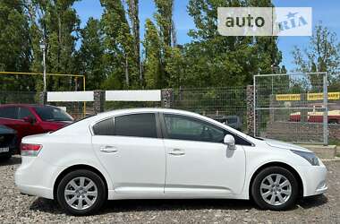 Седан Toyota Avensis 2010 в Одессе