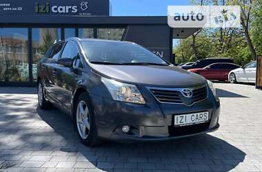 Toyota Avensis 2010