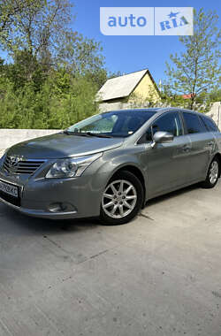 Універсал Toyota Avensis 2010 в Києві