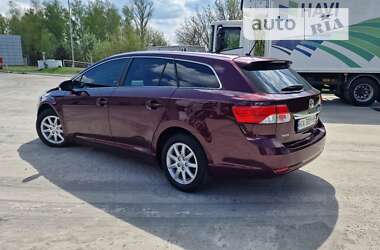 Универсал Toyota Avensis 2013 в Киеве