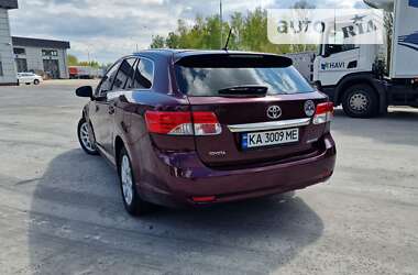 Универсал Toyota Avensis 2013 в Киеве