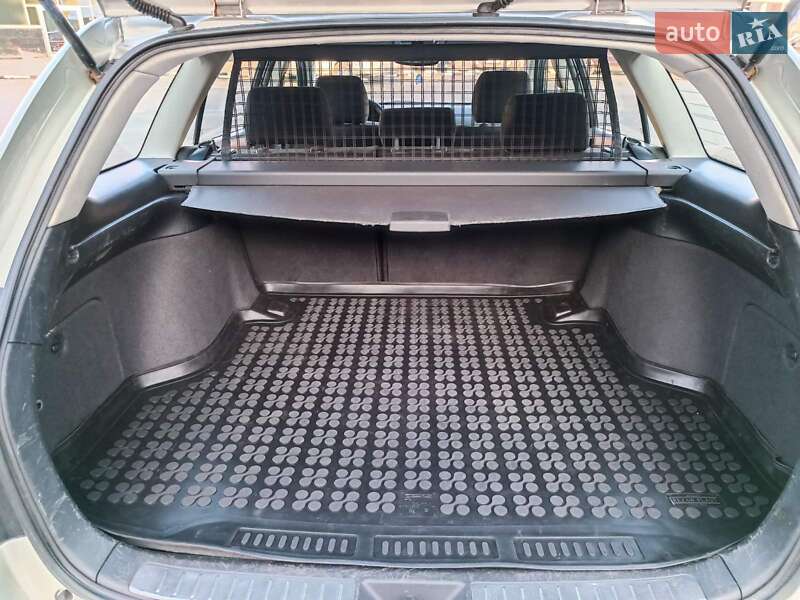 Универсал Toyota Avensis 2004 в Одессе