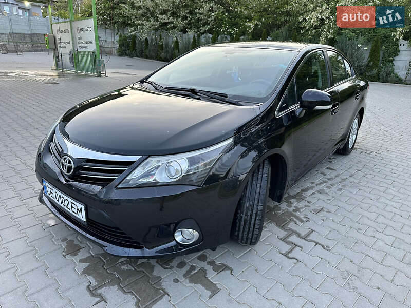 Седан Toyota Avensis 2012 в Кицмани