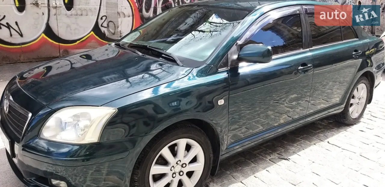 есть дефекты по кузову и моменты по технике авто каждый день в ходу..