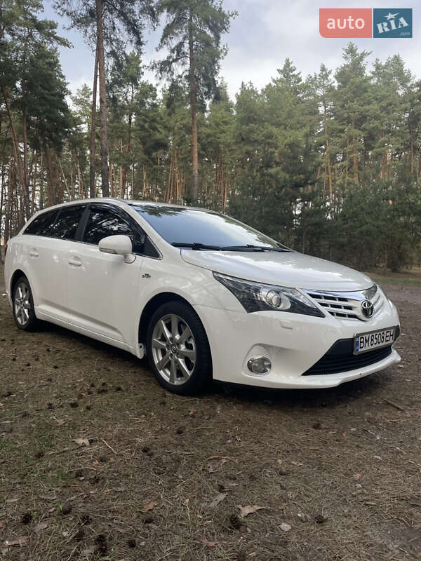Универсал Toyota Avensis 2012 в Краматорске