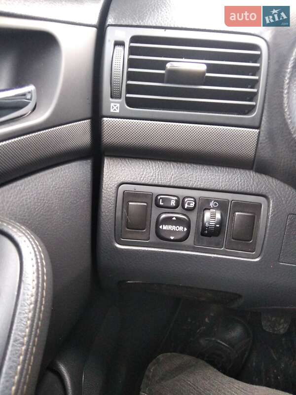 Универсал Toyota Avensis 2006 в Ивано-Франковске