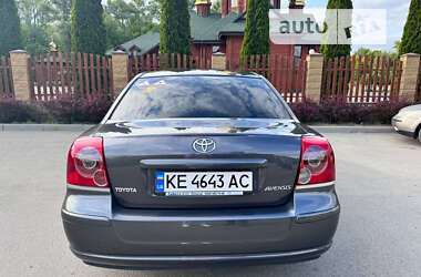 Седан Toyota Avensis 2008 в Дніпрі