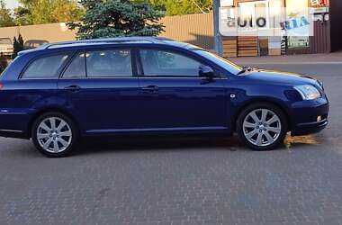 Универсал Toyota Avensis 2005 в Сарнах