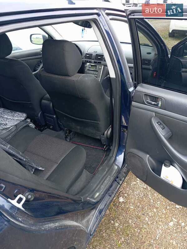 Универсал Toyota Avensis 2006 в Славуте фото 7 Универсал Toyota Avensis 2006 в Славуте