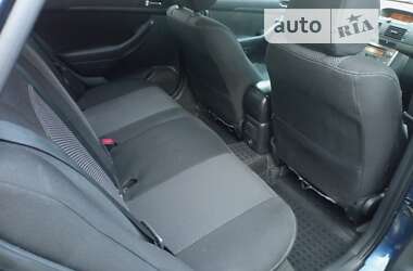 Универсал Toyota Avensis 2005 в Днепре