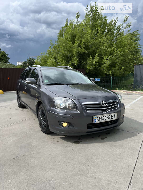 Універсал Toyota Avensis 2007 в Бердичеві