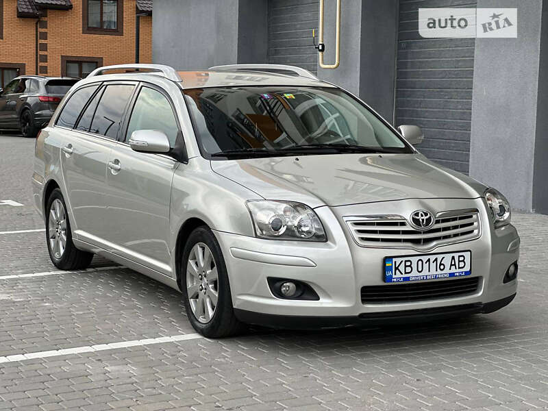 Універсал Toyota Avensis 2007 в Вінниці