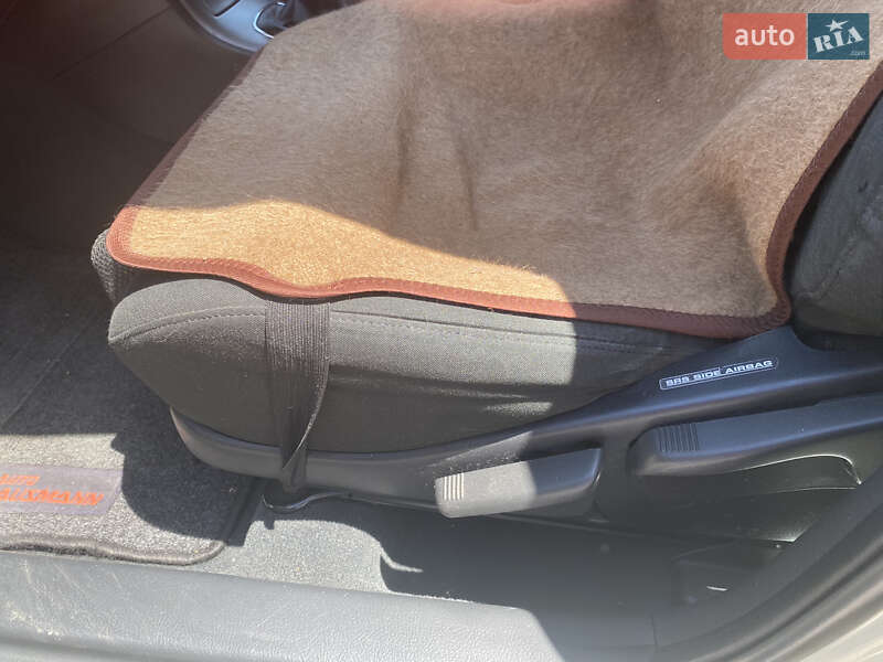 Універсал Toyota Avensis 2005 в Ізмаїлі