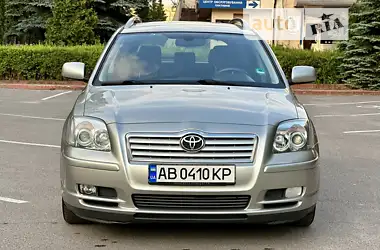 Toyota Avensis 2004