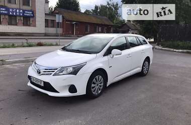 Універсал Toyota Avensis 2012 в Чернігові