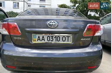 Седан Toyota Avensis 2008 в 
