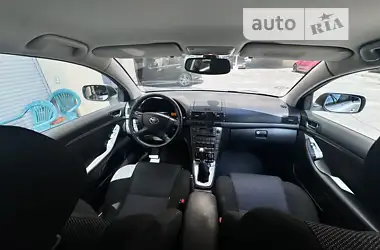 Toyota Avensis 2007