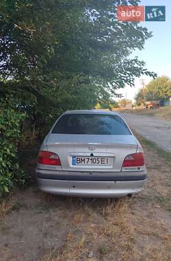 Седан Toyota Avensis 1998 в 