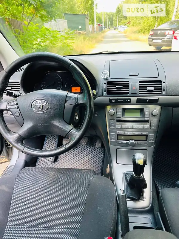 Седан Toyota Avensis 2008 в 