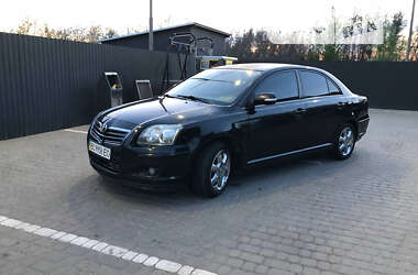 Седан Toyota Avensis 2008 в Жовкві