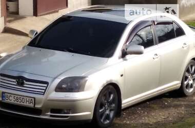 Седан Toyota Avensis 2003 в Львове