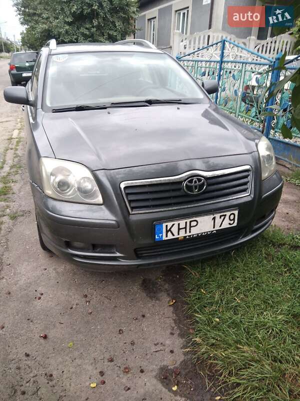 Универсал Toyota Avensis 2006 в Дубно