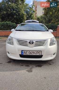 Toyota Avensis 2011