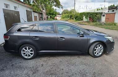 Універсал Toyota Avensis 2011 в Києві