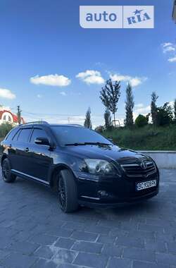 Універсал Toyota Avensis 2008 в Трускавці