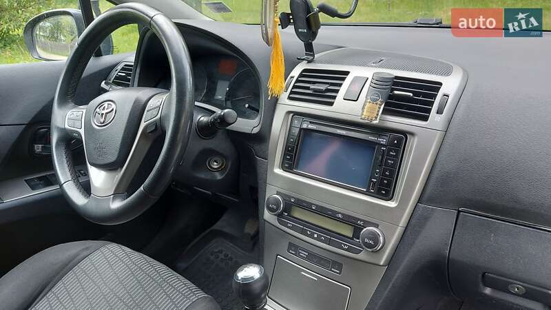 Универсал Toyota Avensis 2010 в Богородчанах