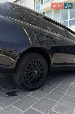 Універсал Toyota Avensis 2008 в 