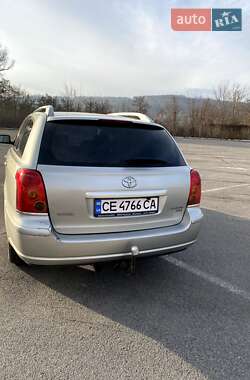 Універсал Toyota Avensis 2004 в 