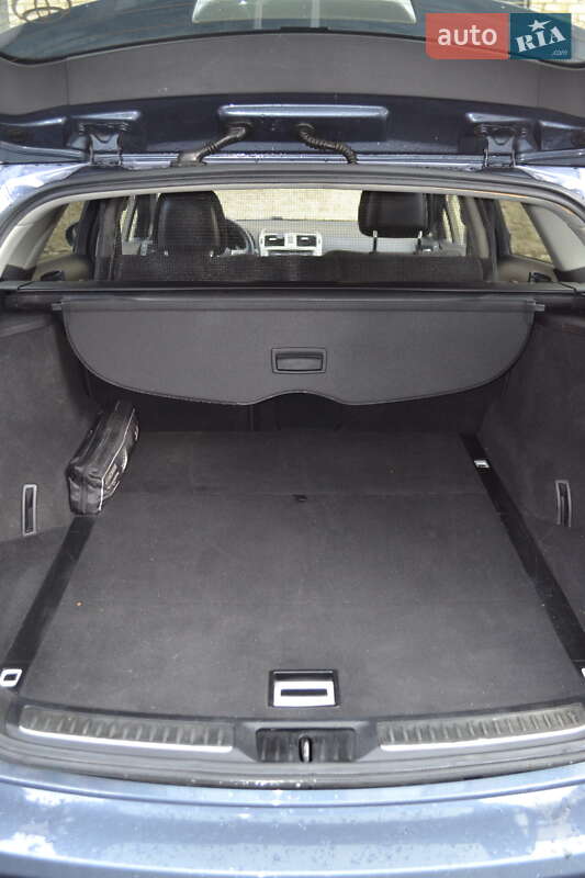 Универсал Toyota Avensis 2011 в Житомире