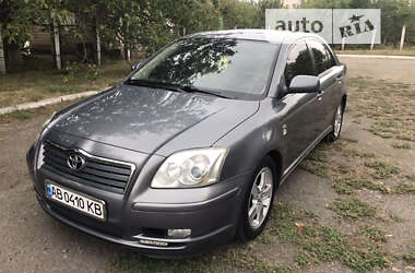 Лифтбек Toyota Avensis 2003 в Бершади