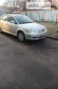 Седан Toyota Avensis 2003 в Ровно