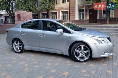 Седан Toyota Avensis 2009 в Одессе