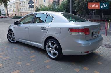 Седан Toyota Avensis 2009 в Одессе