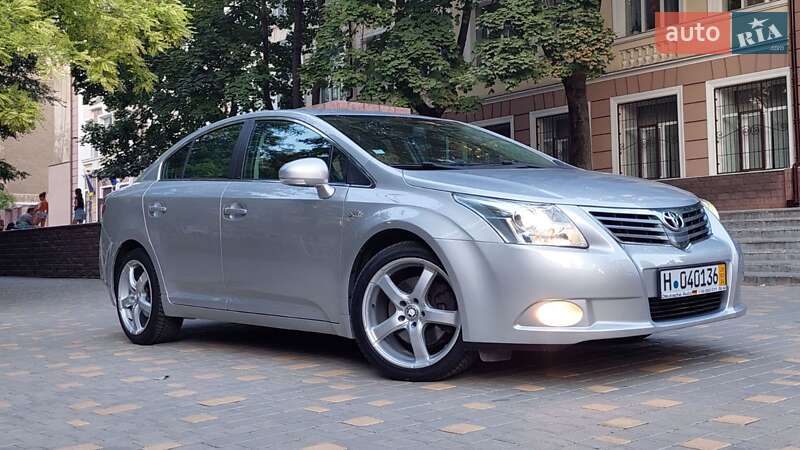 Седан Toyota Avensis 2009 в Одесі