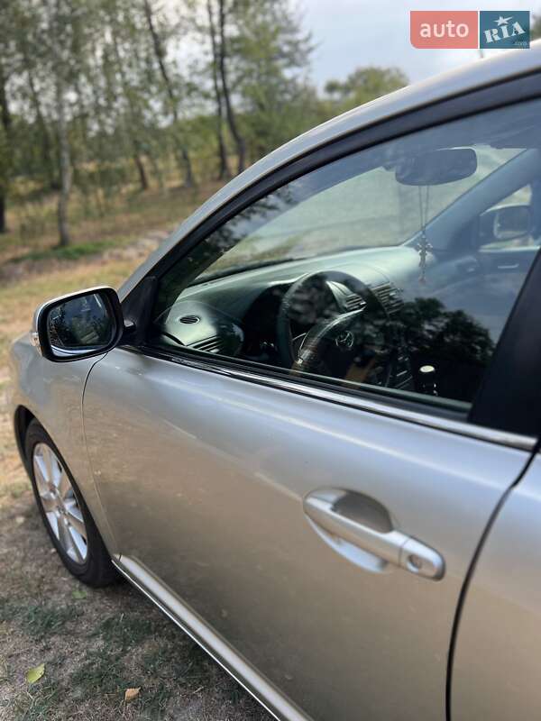 Седан Toyota Avensis 2007 в Виннице